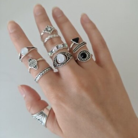 💎✨ Black Boho Ring Set - Picture 2 of 6